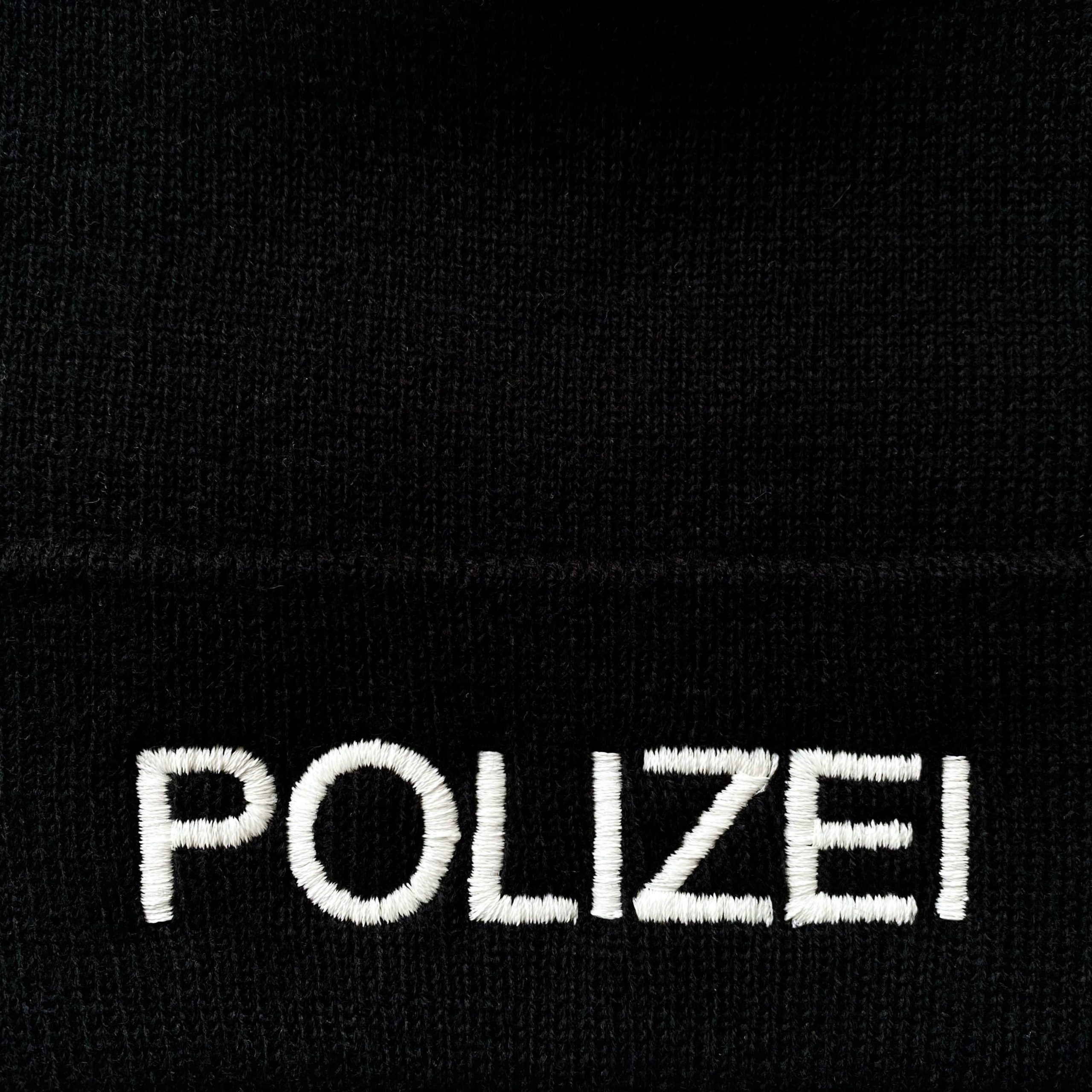 Schnoschi Strickmütze mit Polizei schwarz Mädchenmode Schnoschi