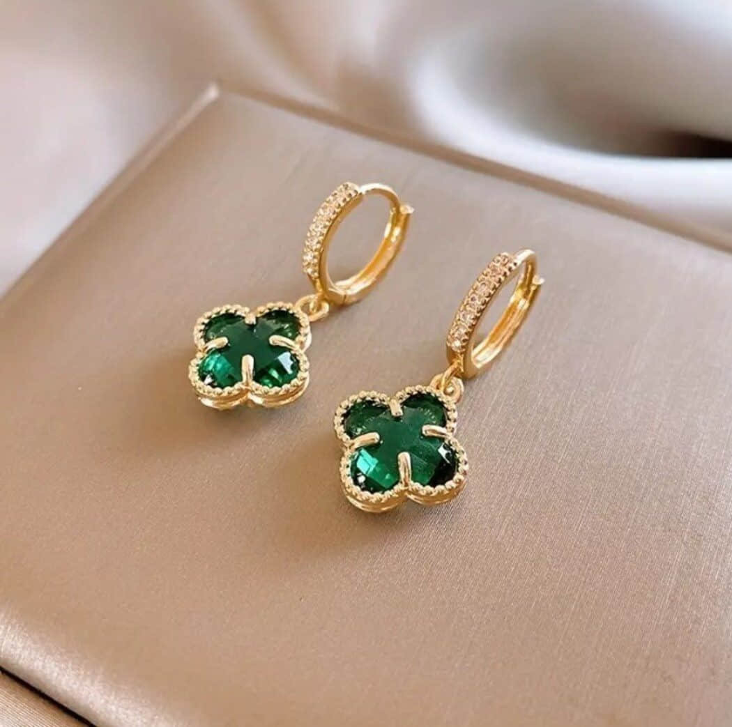 Lale Collectionu00AE myToys Lale Collection Clover & Bloom Earrings - Lucky Charm Gold & Green Grün3