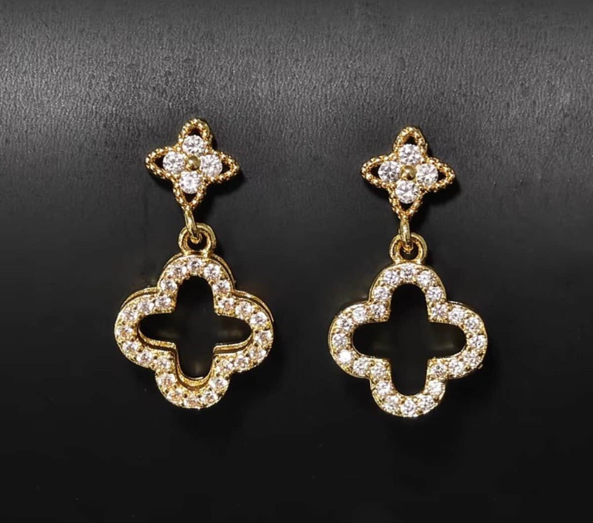 Lale Collectionu00AE Lale Collection Clover & Bloom Earrings - Lucky Charm Gold & Green Strass myToys