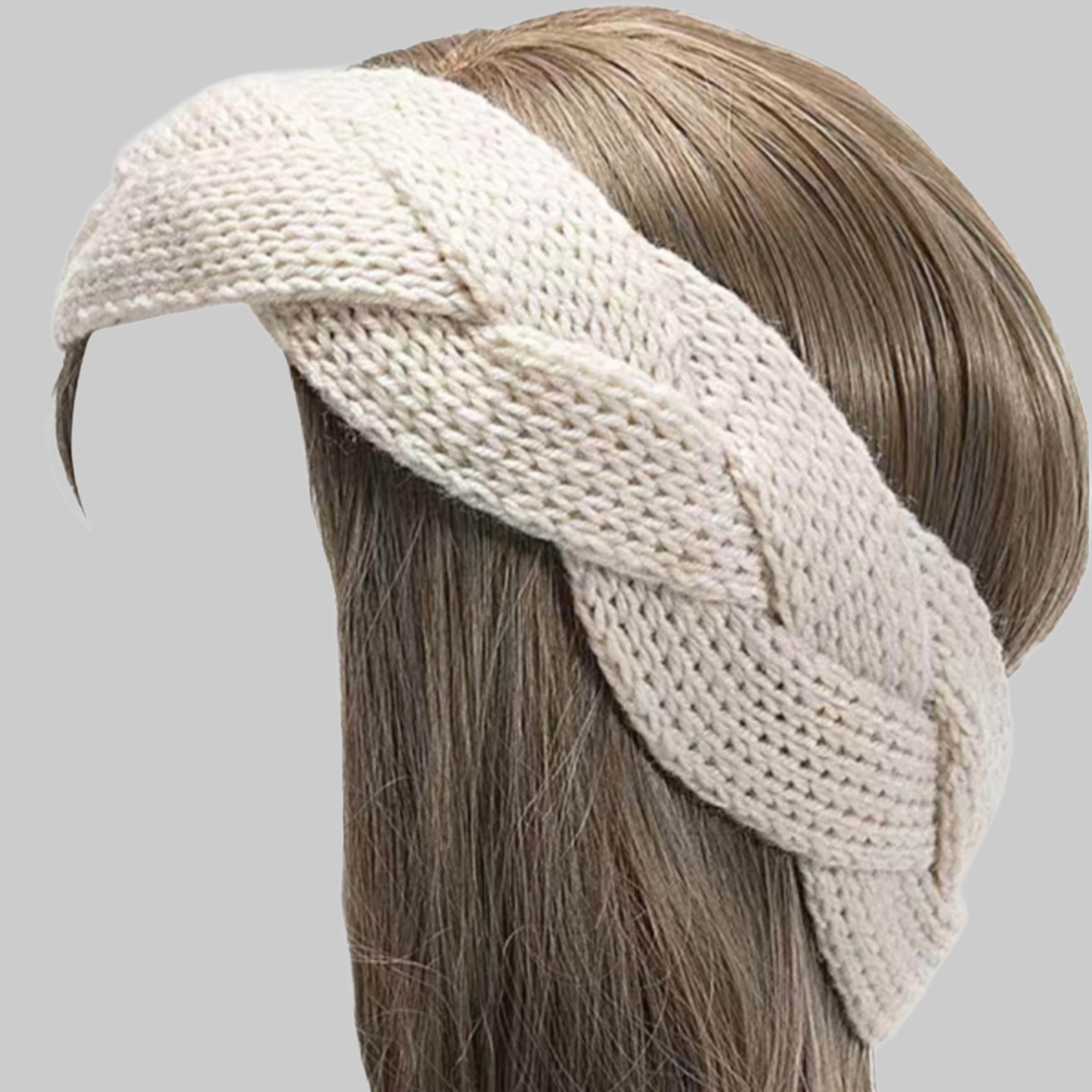 **nadaycat** Knitted & Twisted Headbands - Warmth & Style beige nadycat Mädchenmode