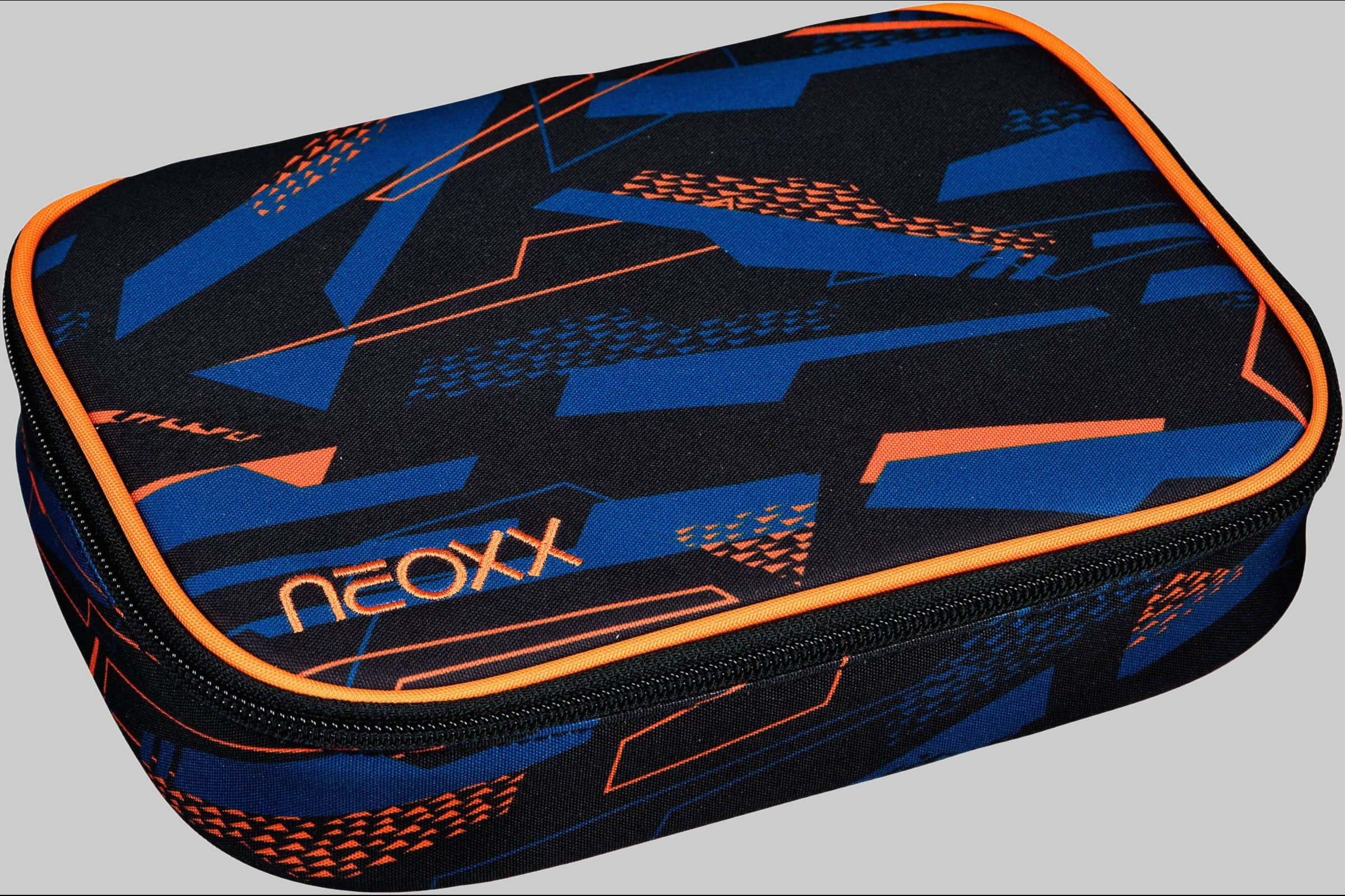 Ausstattung & Pflege neoxx neoxx 'Dunk' Pencil Case - Recycled & Stylish 'Schlamperbox' Streetligh