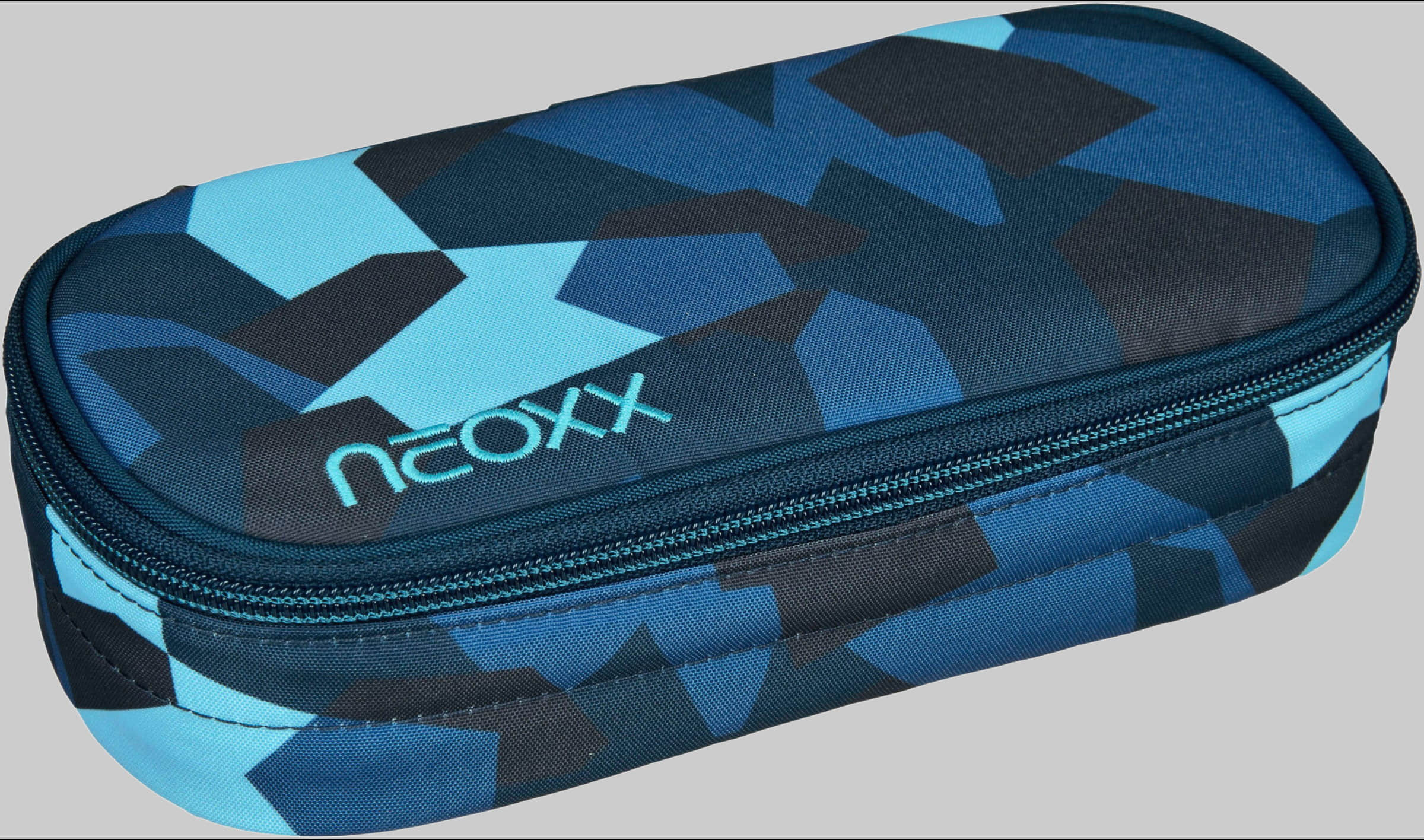 neoxx 'Jump' Pencil Case - Recycled PET - Streetlight Design Camo nation neoxx Ausstattung & Pflege