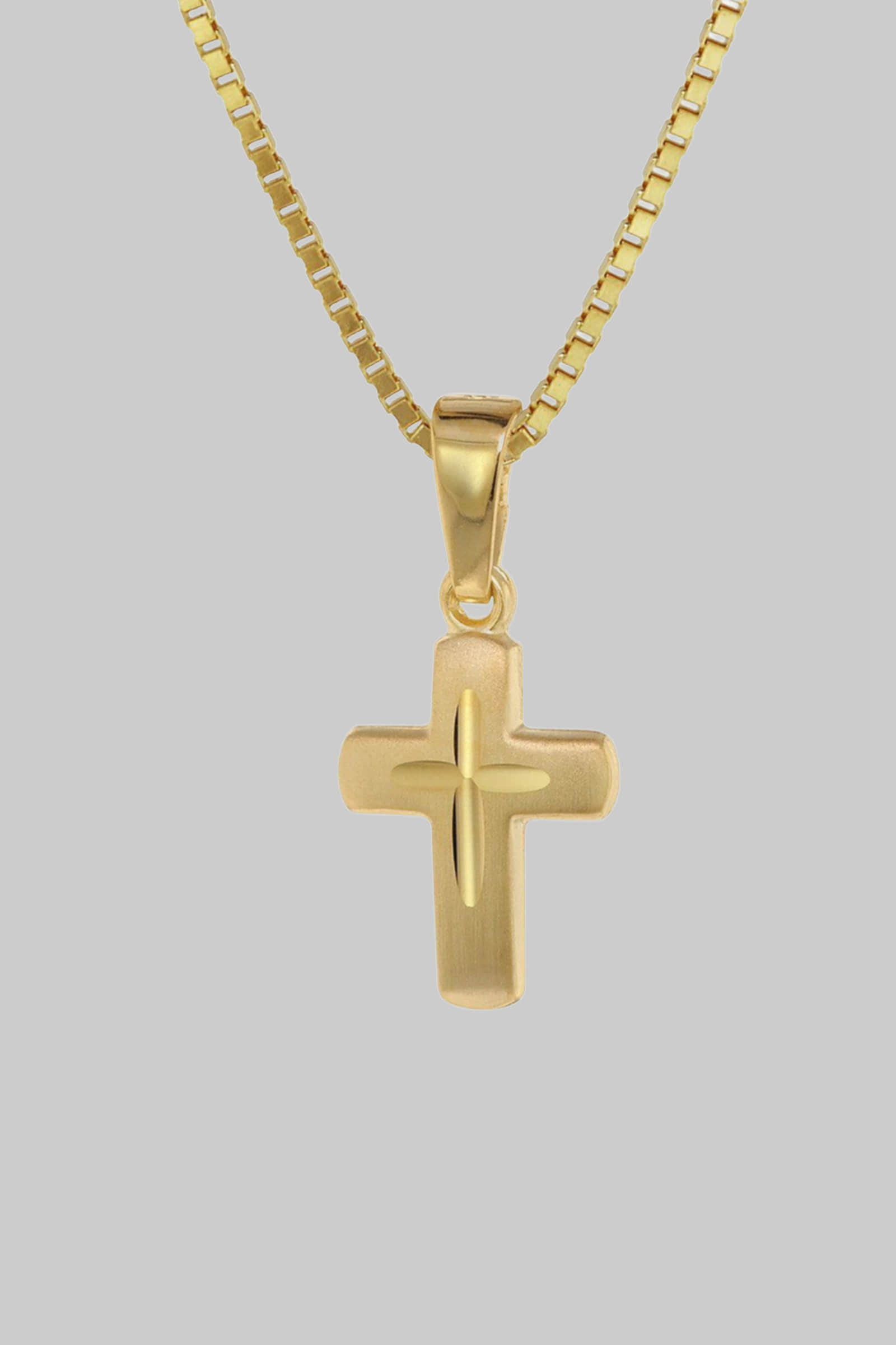 myToys trendor trendor 14K Gold Cross Pendant Necklace